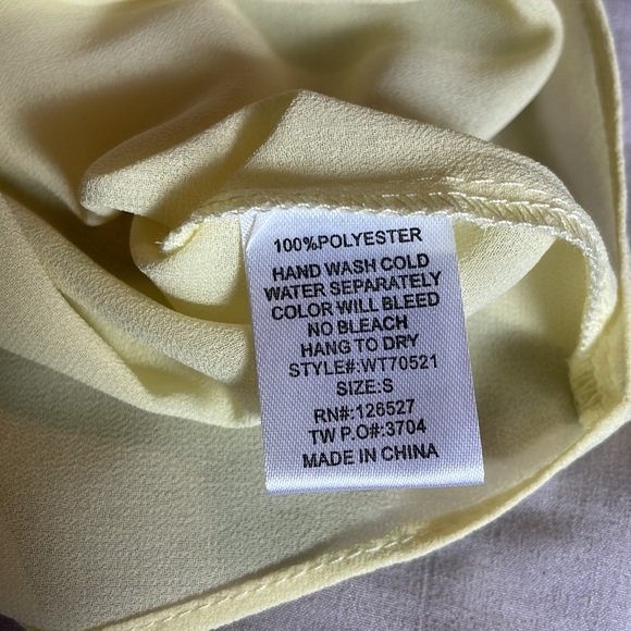 Yellow Top - Picture 5 of 5